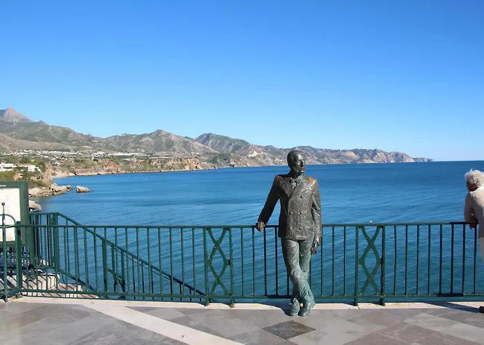 Apartment Completely Renovated Large Apt, Amazing Sea Views