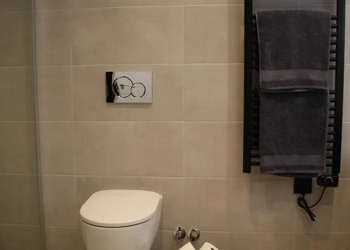 アパート Completely Renovated Large Apt, Amazing Sea Views ネルハ