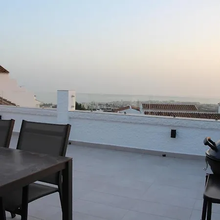 Apartamento Completely Renovated Large Apt, Amazing Sea Views