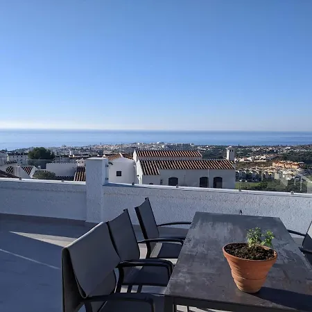 Completely Renovated Large Apt, Amazing Sea Views Apartamento Nerja
