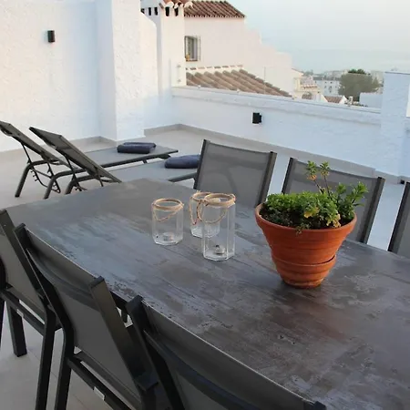 Apartamento Completely Renovated Large Apt, Amazing Sea Views *