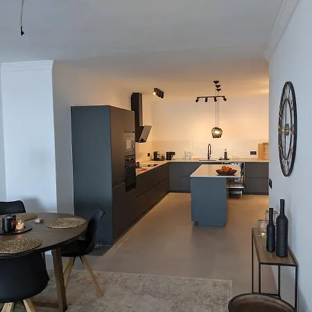 Completely Renovated Large Apt, Amazing Sea Views * Nerja