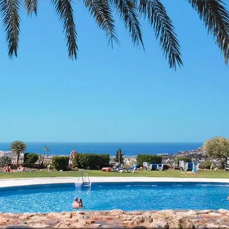 Completely Renovated Large Apt, Amazing Sea Views Appartement *